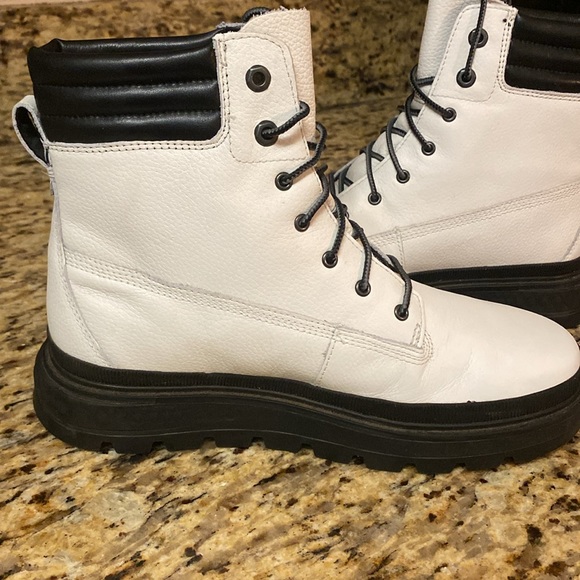 Timberland Boots 8 women’s - Picture 6 of 9